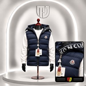 پافر بلوبلک مسترکوالیتی کلاه جدا MONCLER